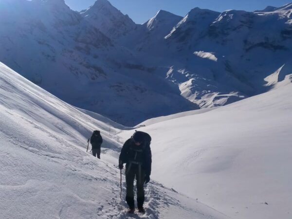 annapurna circuit trekkers