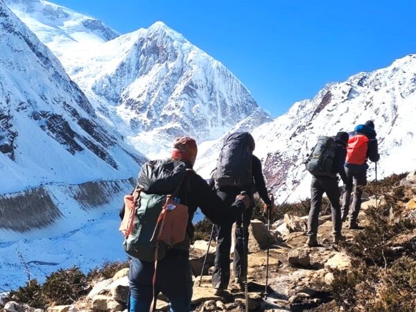manaslu trek photo