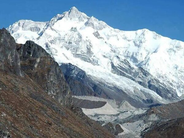 Kanchenjunga Circuit Trek