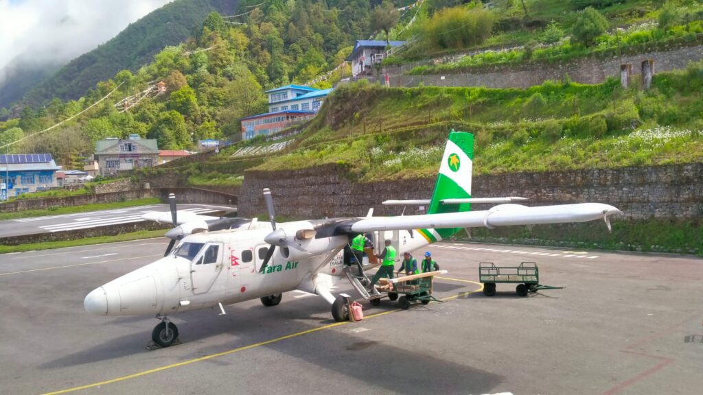 Scenic Kathmandu to Lukla flight over the Everest region
