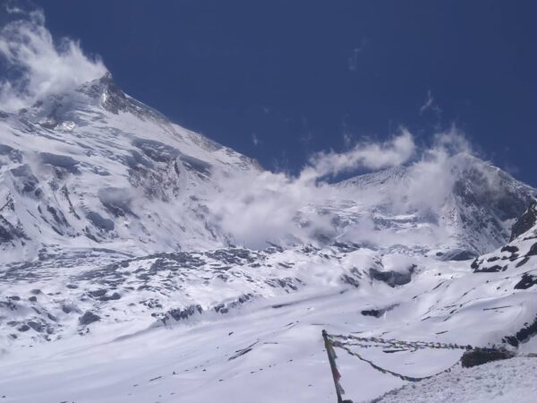 Manaslu Base Camp trekking trail