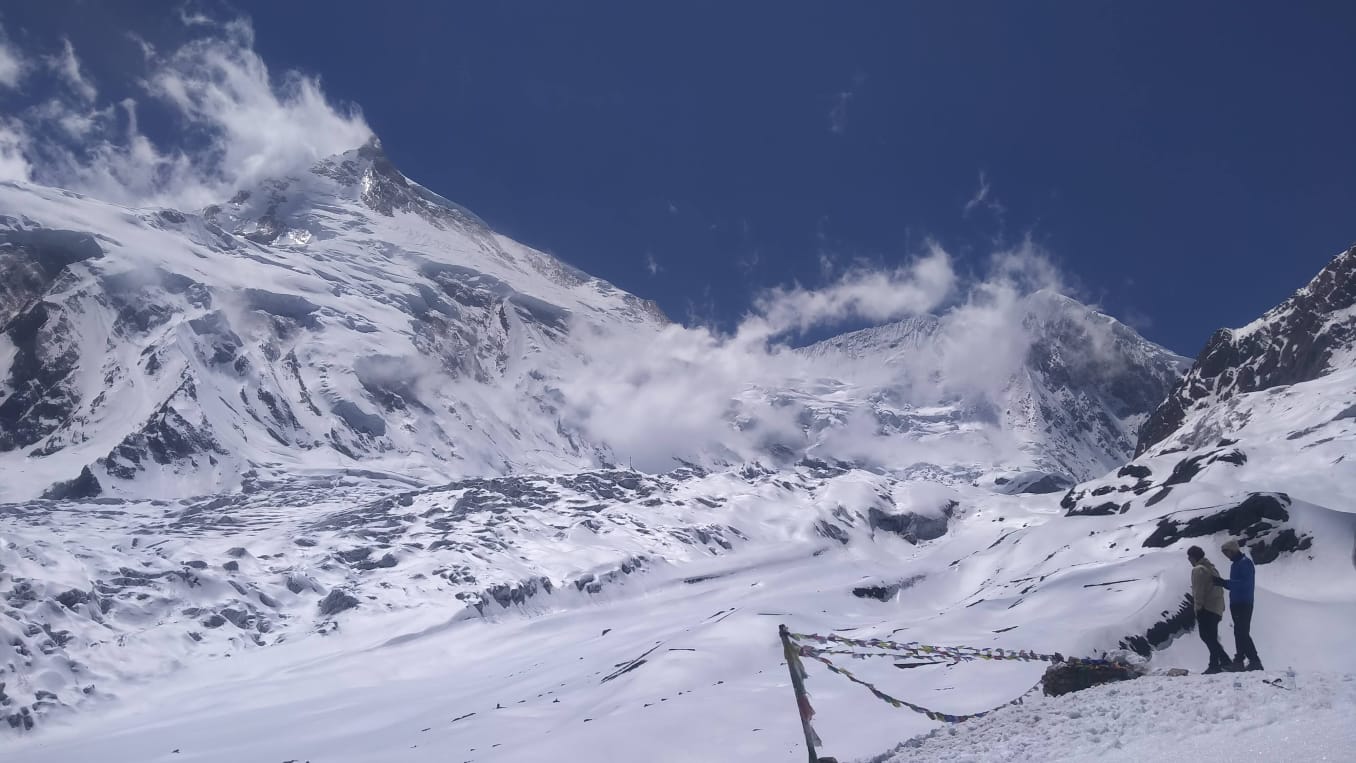 Manaslu Base Camp trekking trail